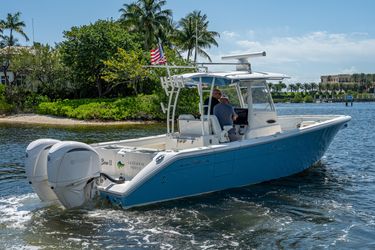 32' Cobia 2022 Yacht For Sale
